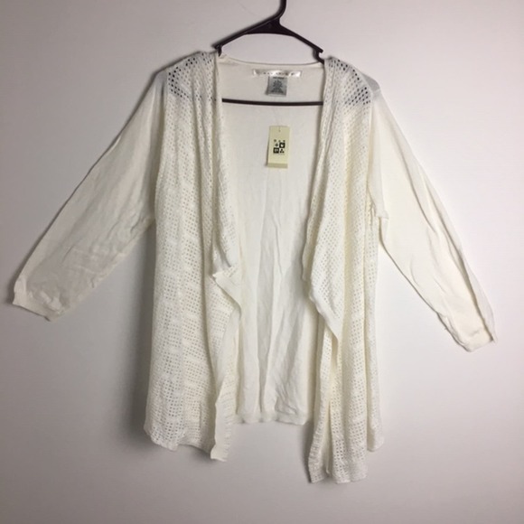 Max Studio Shrug White Size Large - Picture 11 of 16